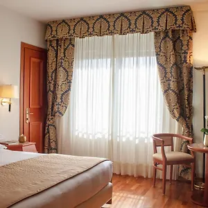 Hotel Starhotels Vespucci ****