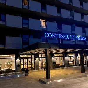 Aparthotel & Contessa Jolanda ****
