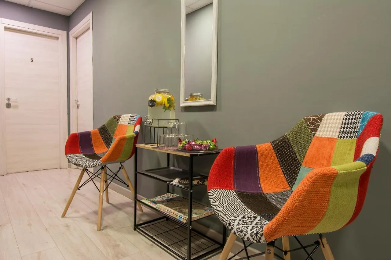 روما Piccolo Hotel Boutique فندق مبيت وإفطار