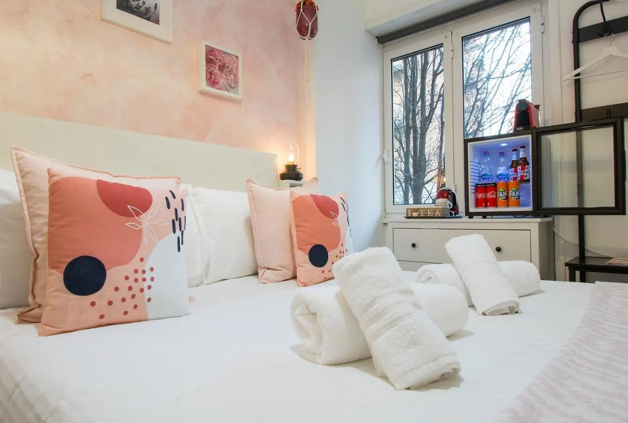 روما Piccolo Hotel Boutique فندق مبيت وإفطار